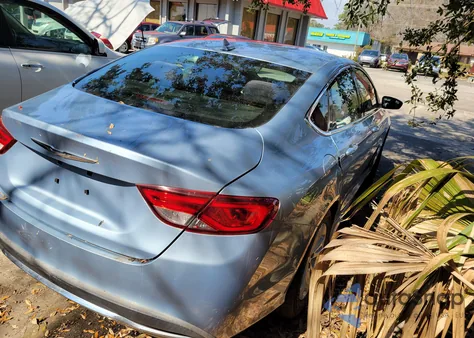 2015 Chrysler 200 Limited из США, поврежденный, VIN 1C3CCCAB0FN656088